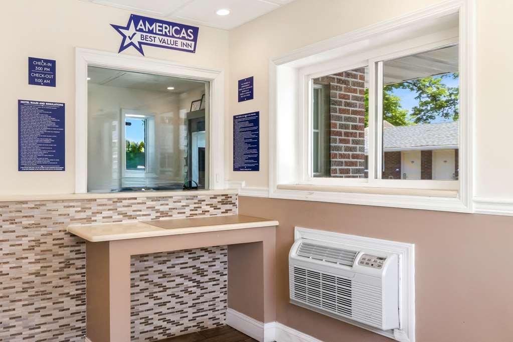 Americas Best Value Inn Avenel Woodbridge מראה פנימי תמונה
