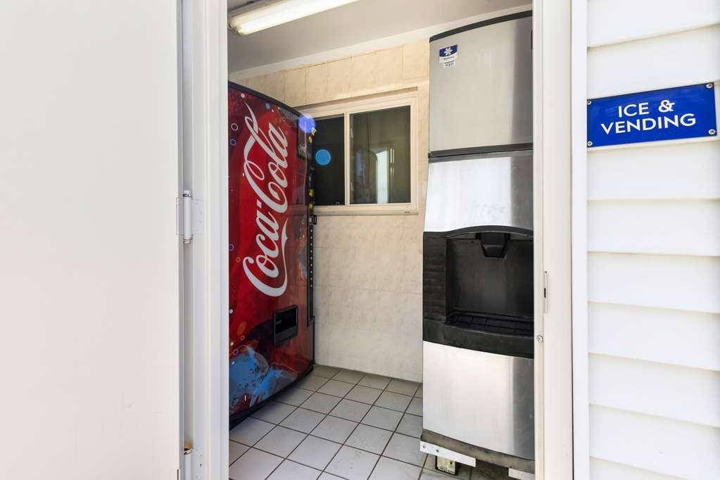 Americas Best Value Inn Avenel Woodbridge מתקנים תמונה