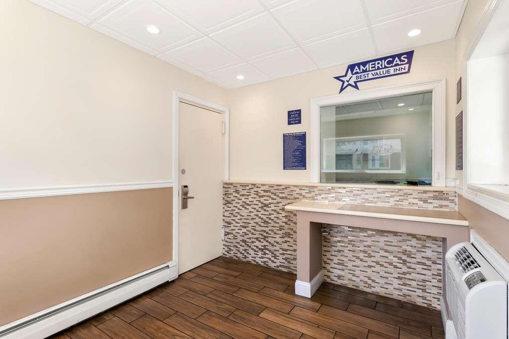 Americas Best Value Inn Avenel Woodbridge מראה פנימי תמונה
