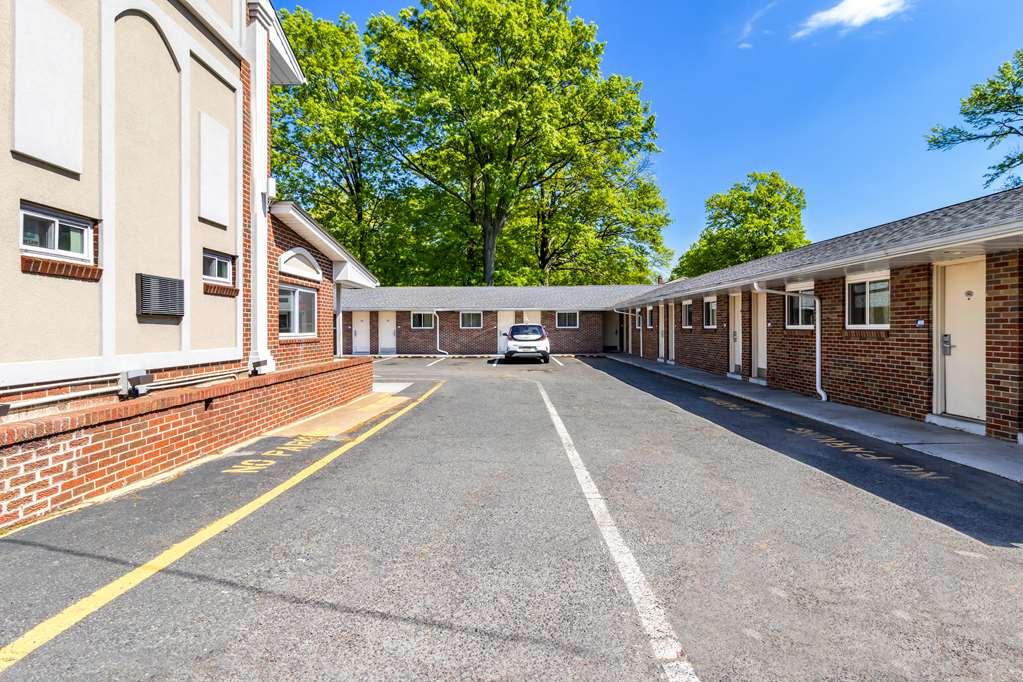 Americas Best Value Inn Avenel Woodbridge מראה חיצוני תמונה
