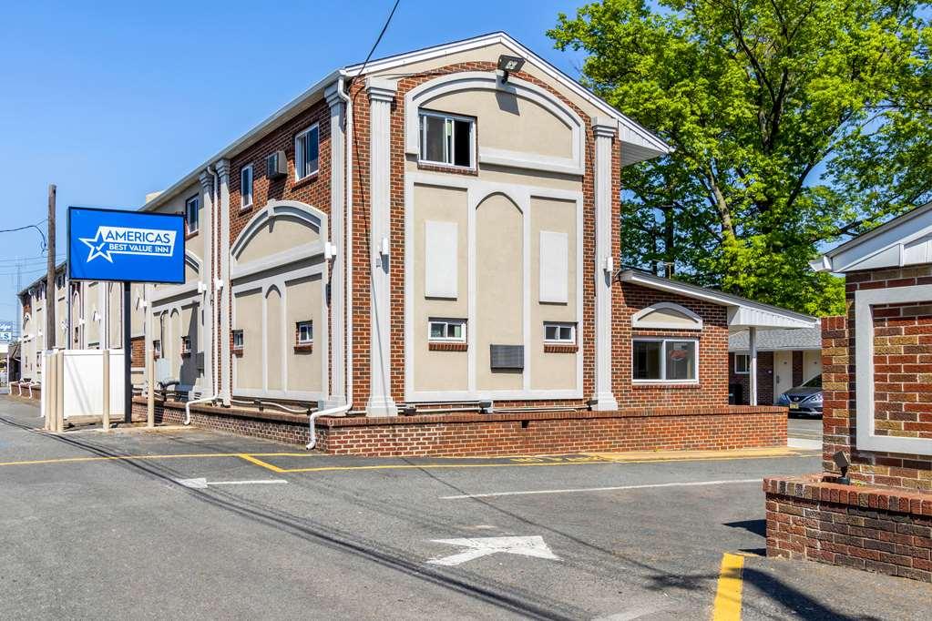 Americas Best Value Inn Avenel Woodbridge מראה חיצוני תמונה
