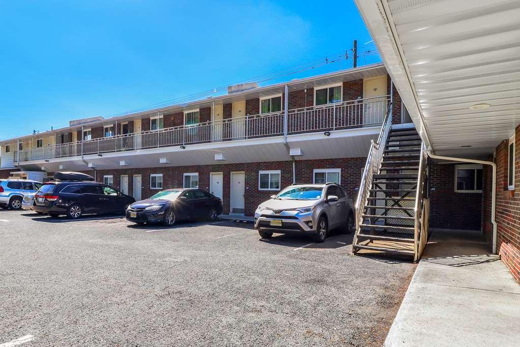 Americas Best Value Inn Avenel Woodbridge מראה חיצוני תמונה
